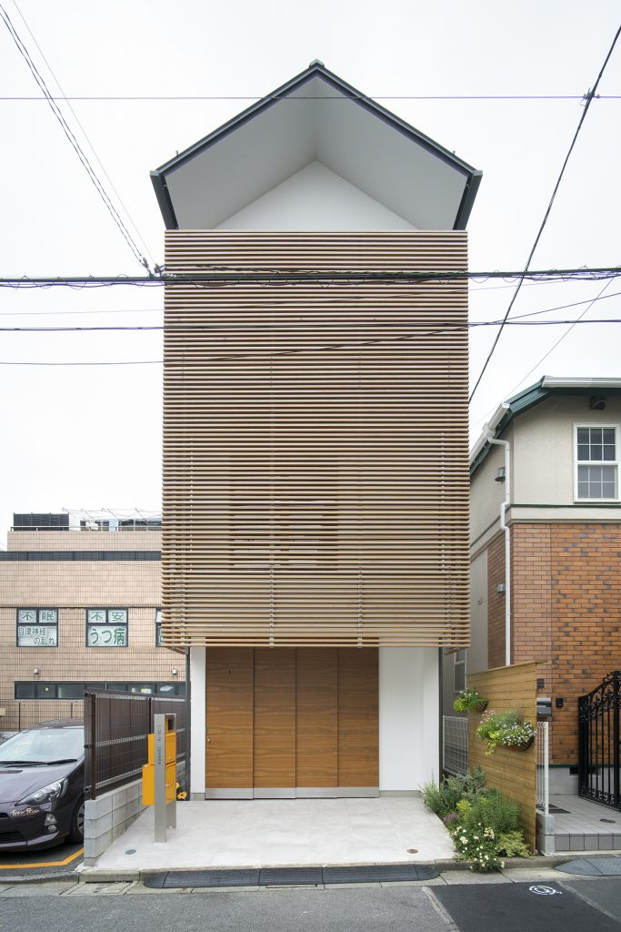 T HOUSE AT YOYOGIUEHARA