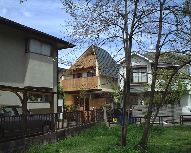 House at Zenpukuji-Park